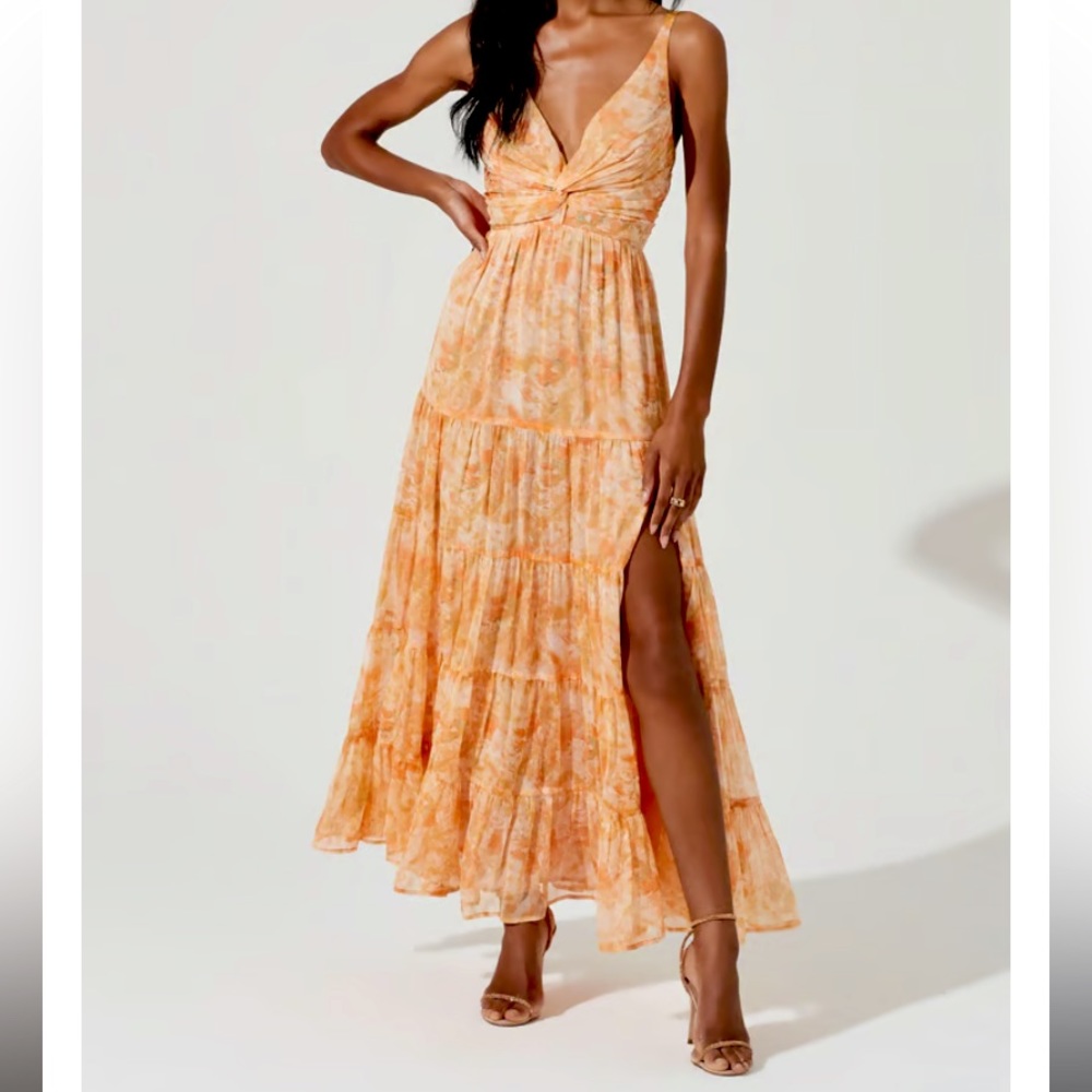 ASTR ELSA FLORAL TIERED MAXI DRESS
